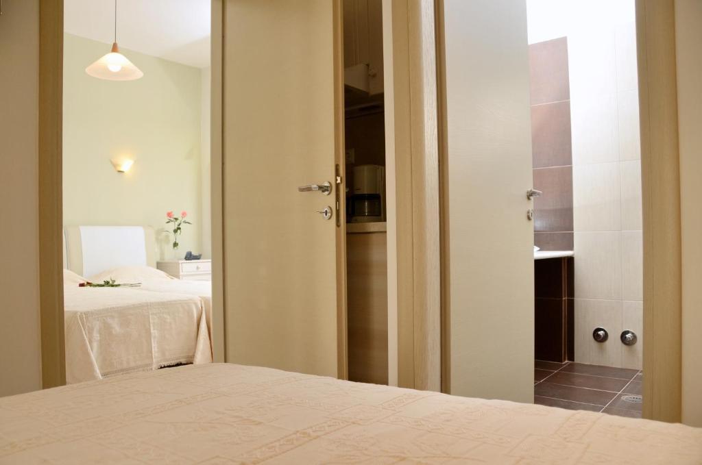 Aparthotel Blue Sky Naxos City Pokoj fotografie
